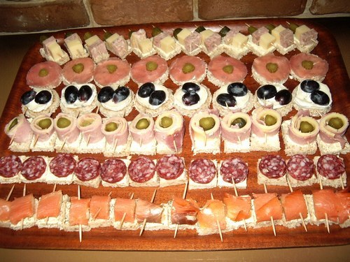 281405_HSNE3DYL65J5ZHEJGSRHJZZOIJDSQ6_aperitif-toast-divers_H214853_L.jpg