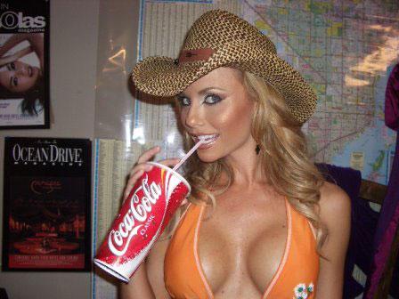 coca tami_donaldson_1.jpg