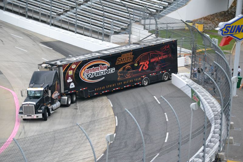trucks nascar.7.jpg
