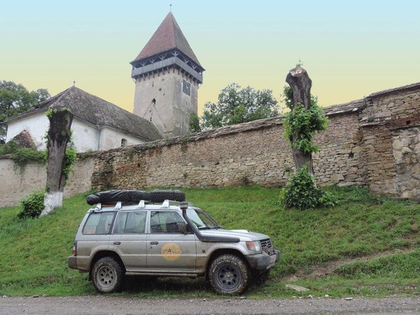 Chirpar église fortifiée XV et XVIe siècle 2 web.jpg