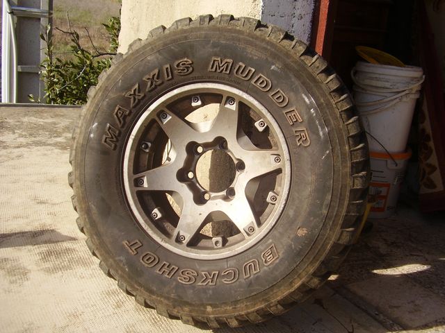 roue pneu 001.jpg