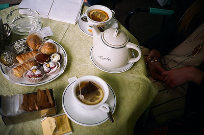 Café petits fours.jpg